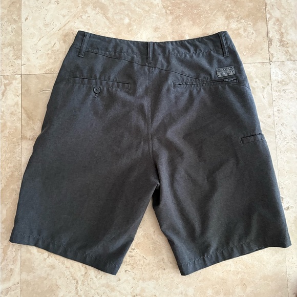 Volcom Shorts - Picture 4 of 7